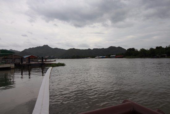 Riverside Promenade